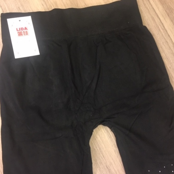 Black Rhinestone High Rise Leggings - Picture 8 of 8